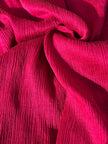 Soie rose fuschia par cour, soie naturelle, mousseline de soie, soie de mûrier, voile de soie, yardage de soie, soie froissée, soie à carreaux, soie texturée.