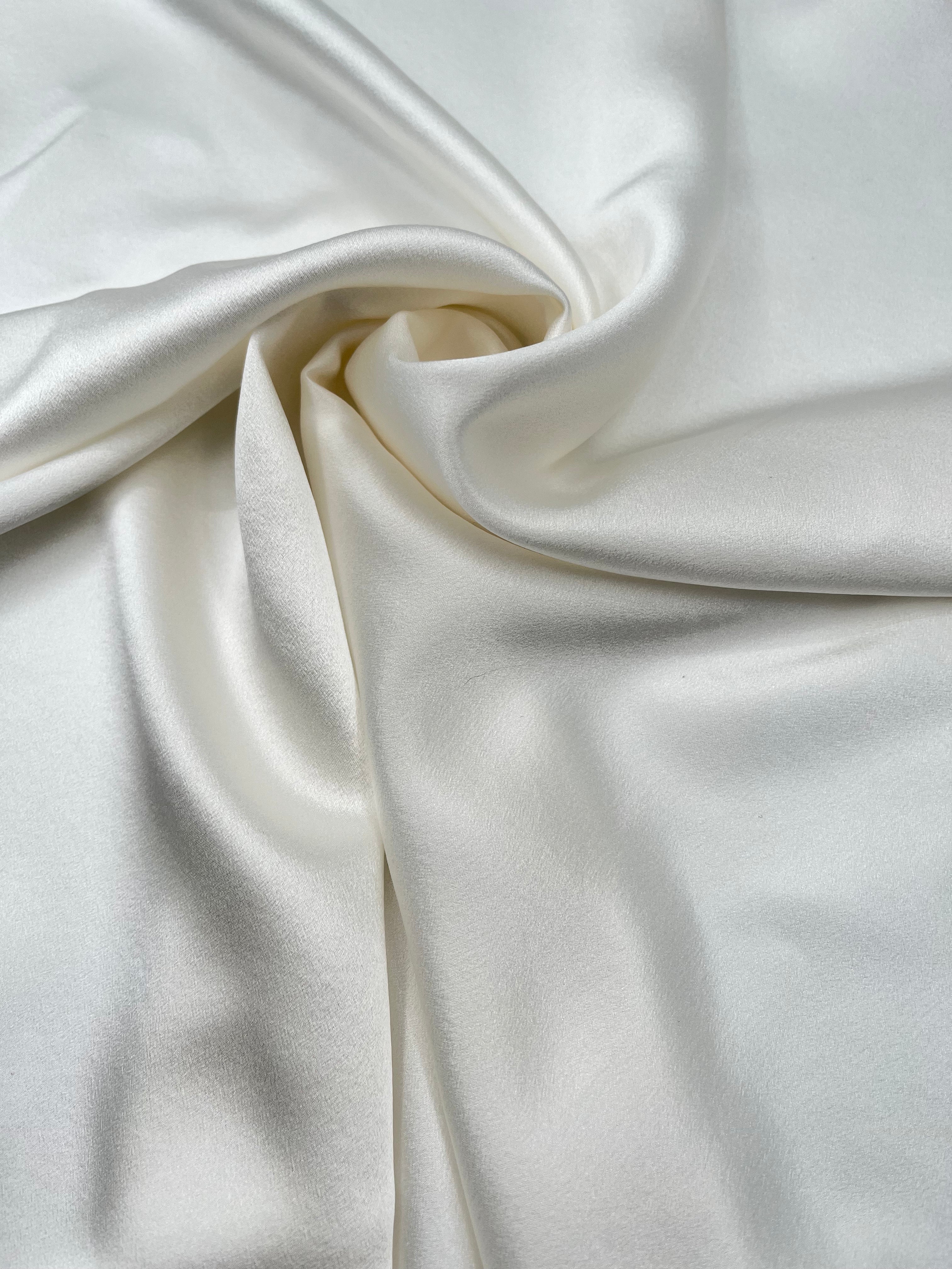 Satin blanc nuptial Pure Soie, Soie par cour, Mousseline de soie, Soie de mûrier, Yardage de soie, Soie lourde, Tissu de soie de luxe.